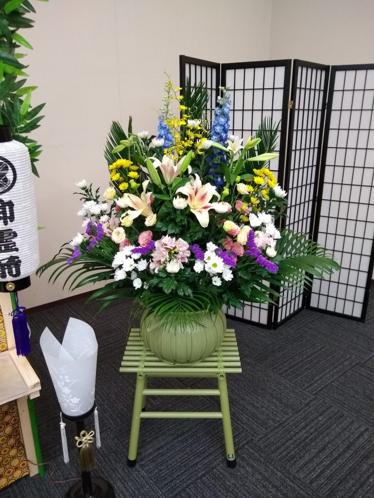 Buddhist service Daruma basket: 11,000 yen tax included and up