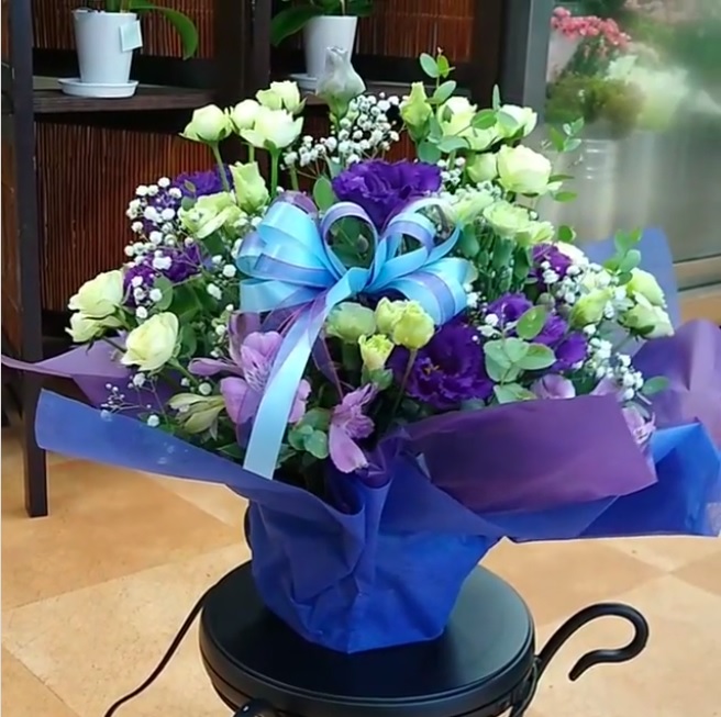 ブルー・紫系のフラワーアレンジメント | フラワーショップ アリス