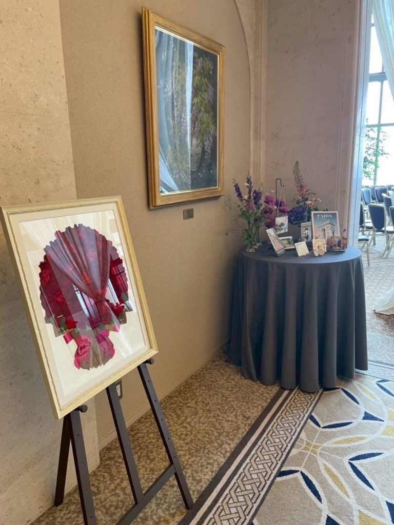 プロポーズで贈られた赤薔薇108本が押し花に